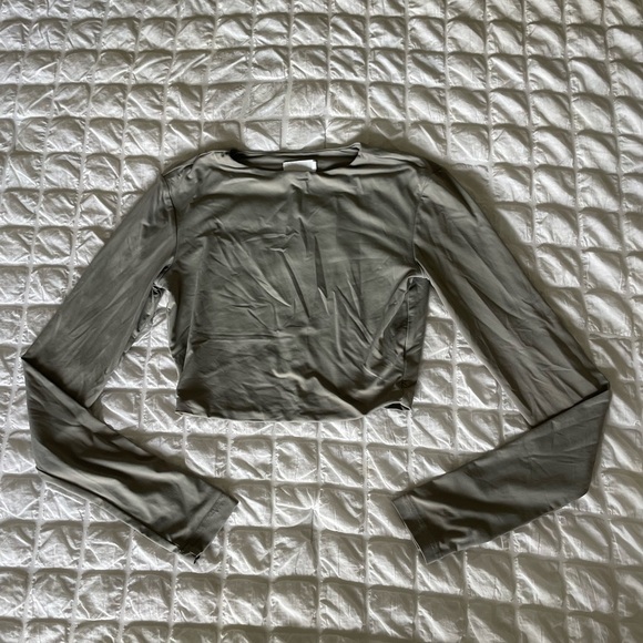 Meshki Emely  Fitted Long Sleeve Crop Top - Picture 2 of 10